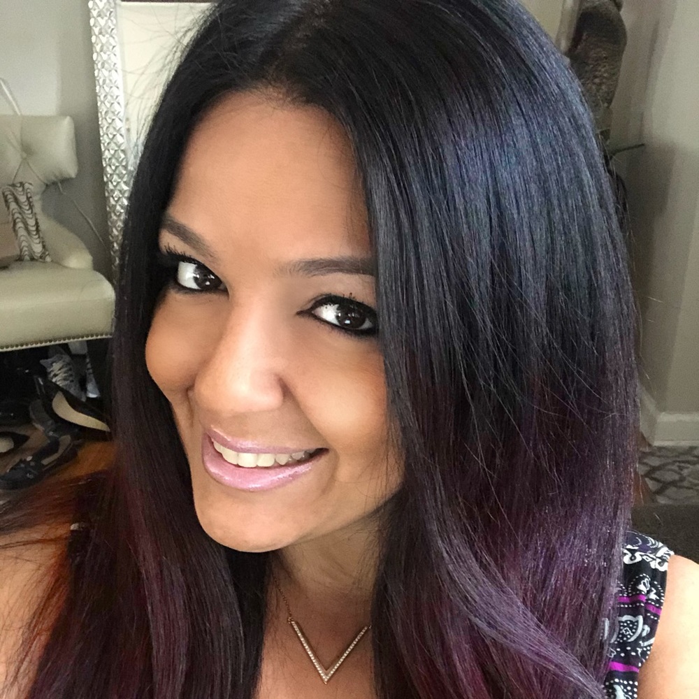 Meet your Posher, Angela